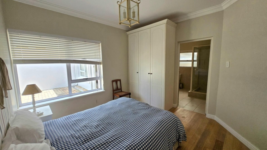 6 Bedroom Property for Sale in Franskraal Western Cape